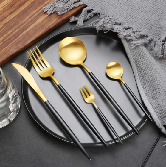 24 Piece Stainless Steel Cutlery Set